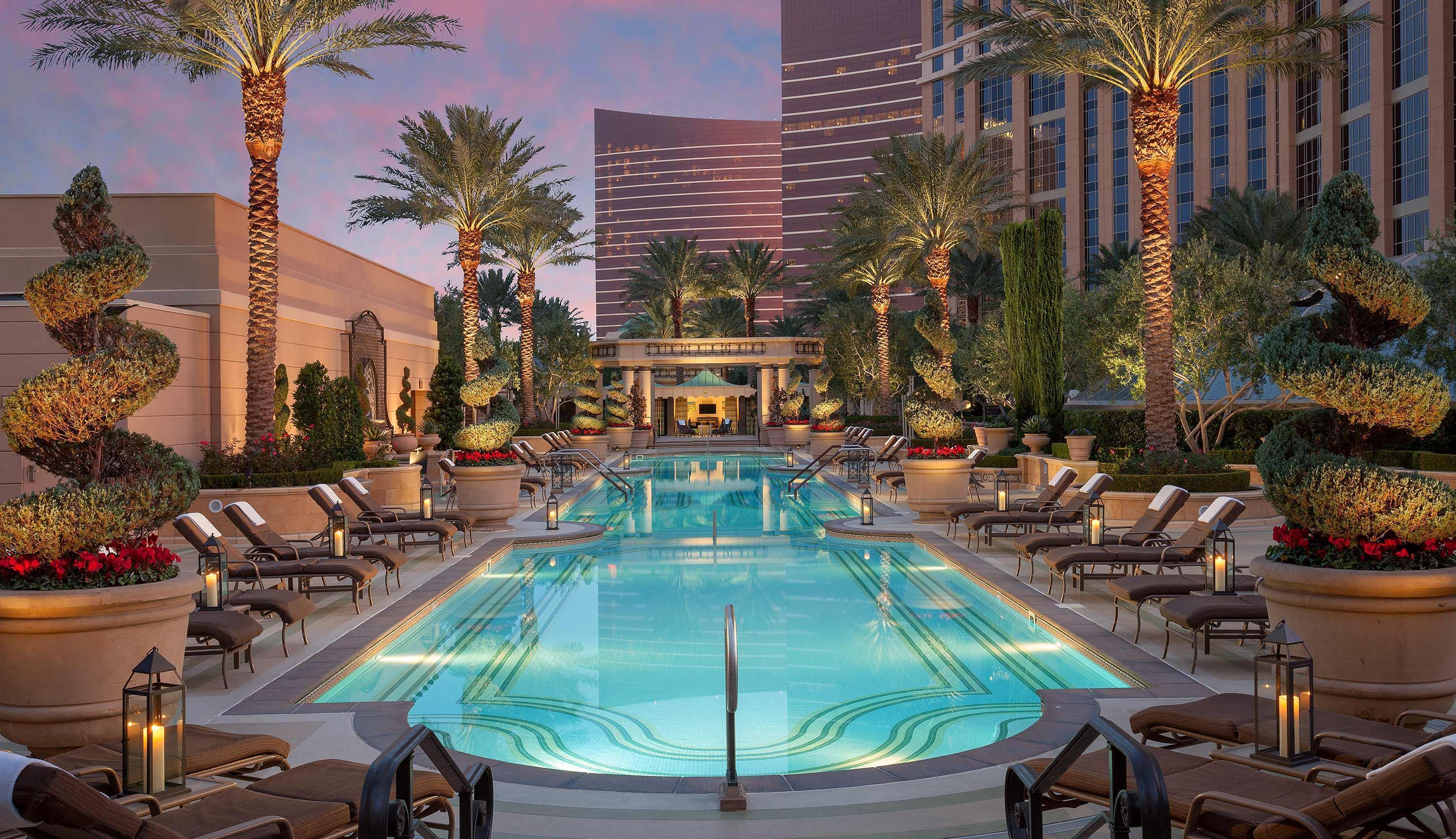Hotel The Palazzo at The Venetian® Las Vegas Esterno foto The pool at Encore