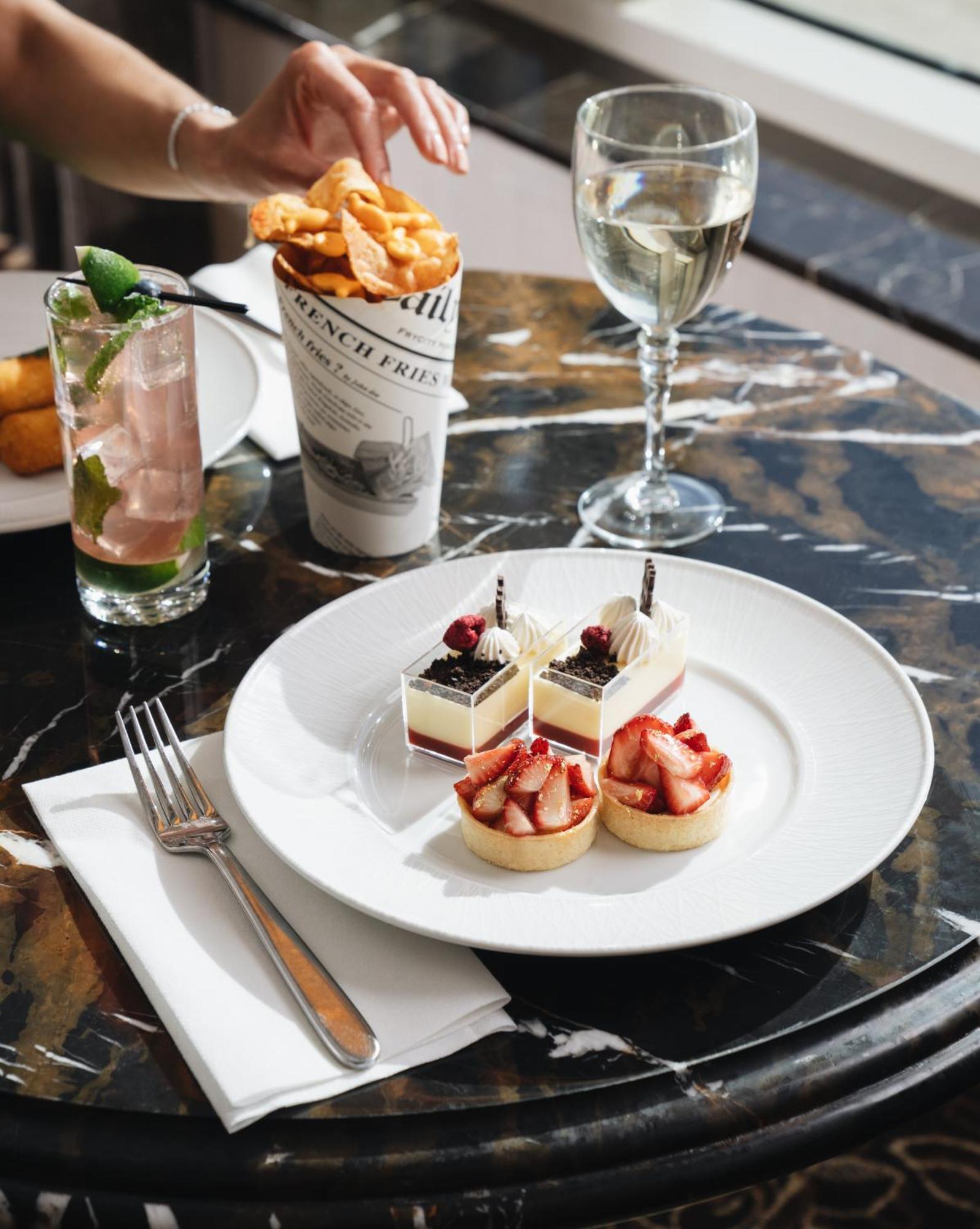 Hotel The Palazzo at The Venetian® Las Vegas Esterno foto French fries and a strawberry tart